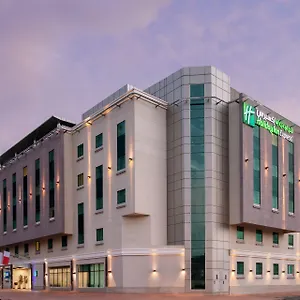 3* מלון Express Safa Park By Ihg